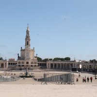 Visita a Fátima e Porto de Mós